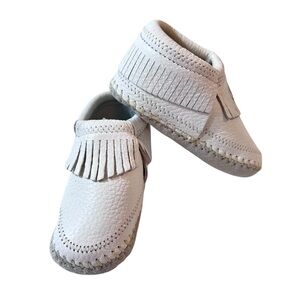 Minnetonka Deerskin Riley Movcasin Bootie Infants Size 5 New White